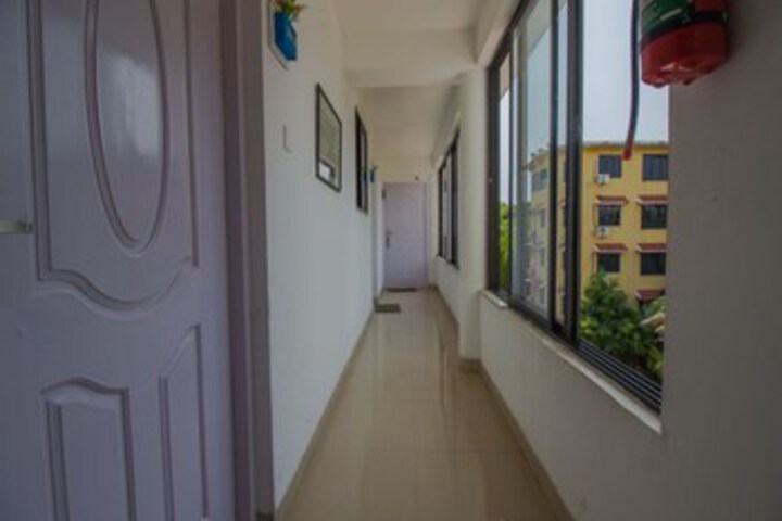 Ballroom/Hall 7 of 25