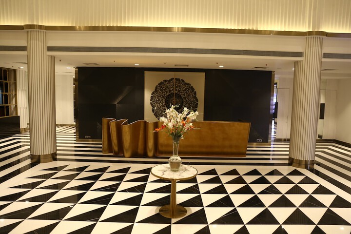 Hotel Interior 7 of 93