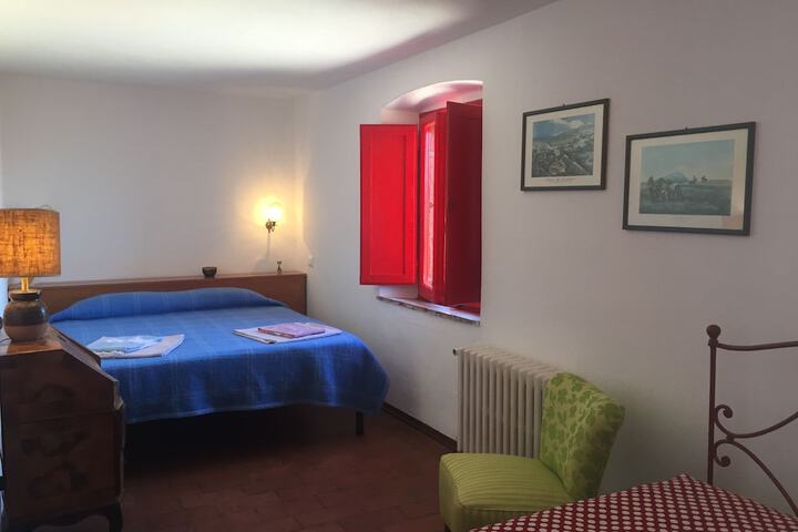 Room 9 of 45