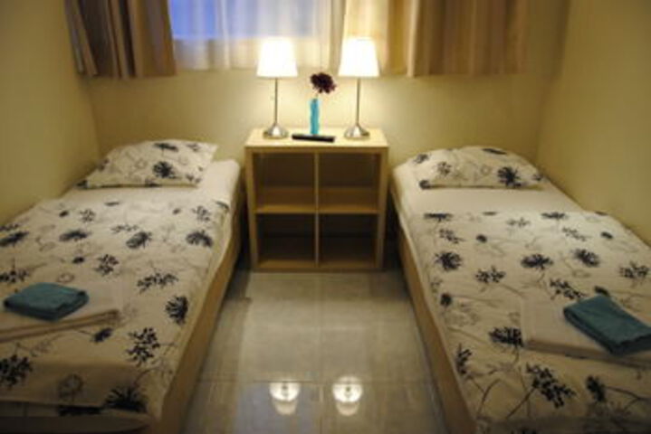 Room 47 of 94