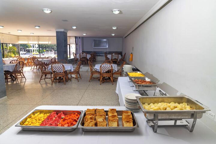 Breakfast/Coffee Service 40 of 55