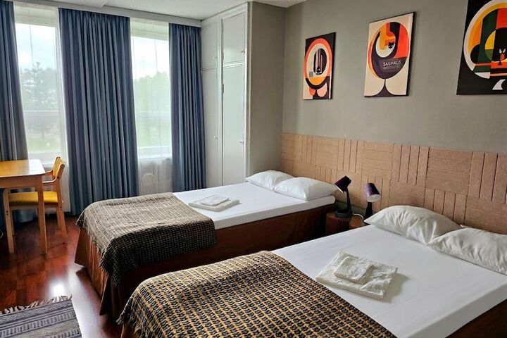 Room 6 of 29
