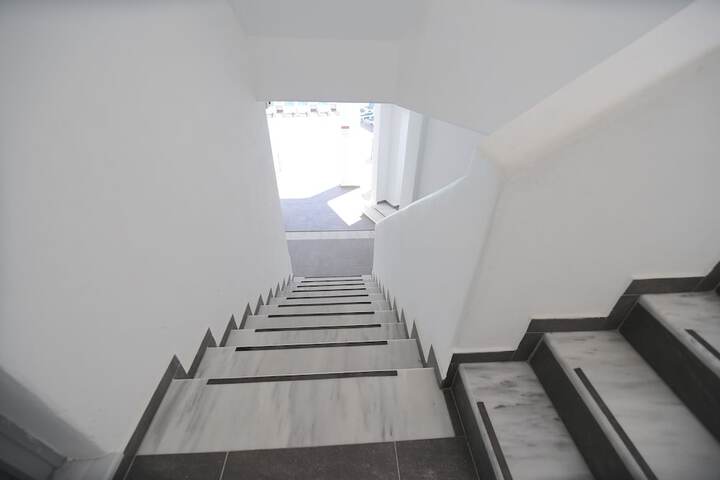 Hotel 2 of 158