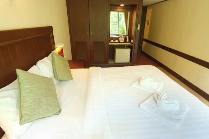 Room 20 of 72