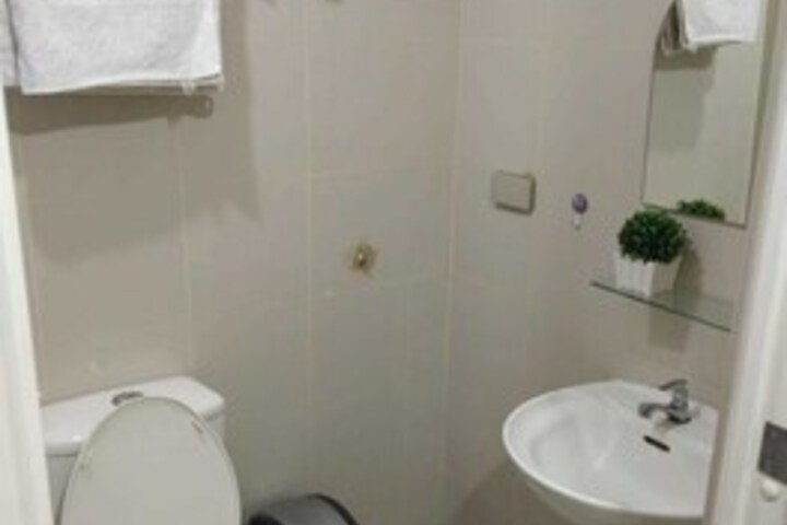 Room 3 of 21