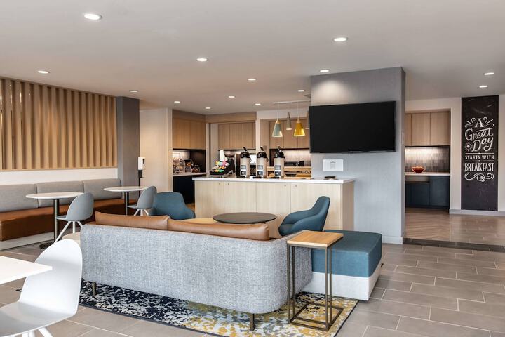 Breakfast/Coffee Service 27 of 30