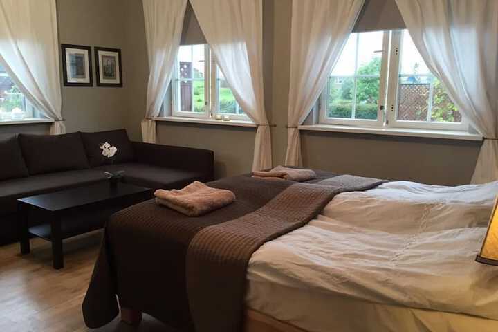 Room 10 of 47