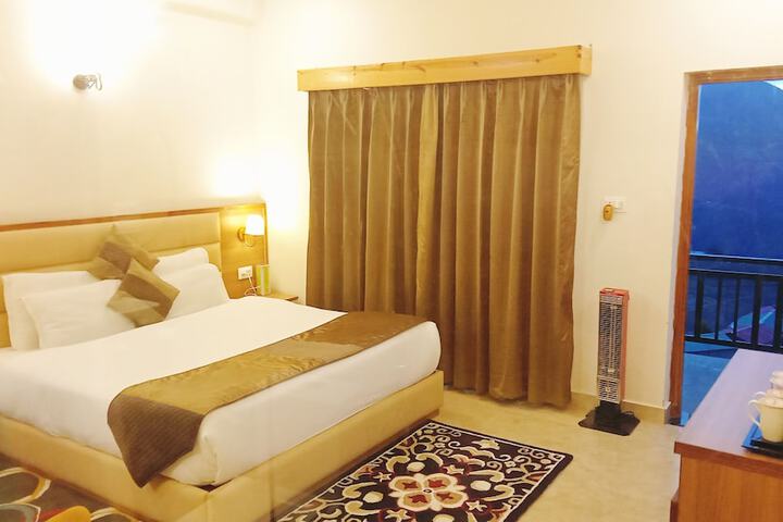 Room 38 of 68