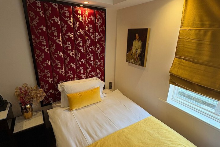 Room 39 of 87