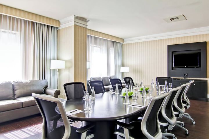Meeting facility