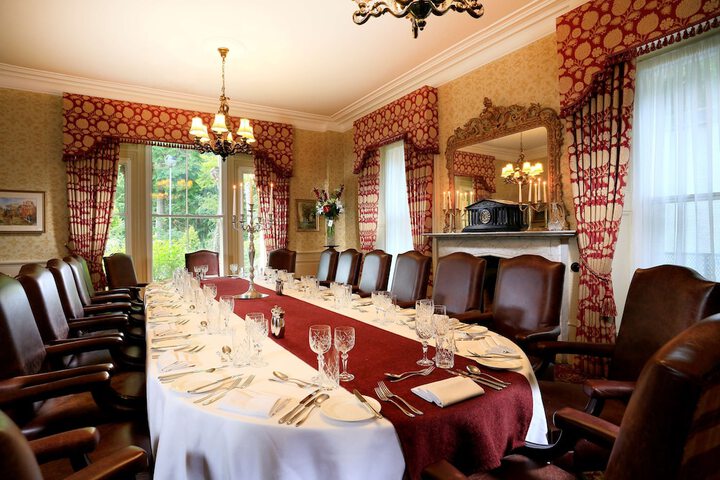 Dining 45 of 58