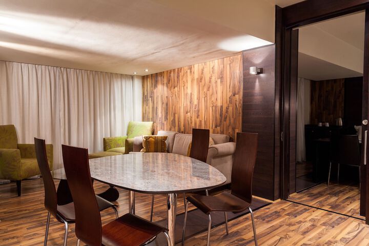 Room 21 of 56