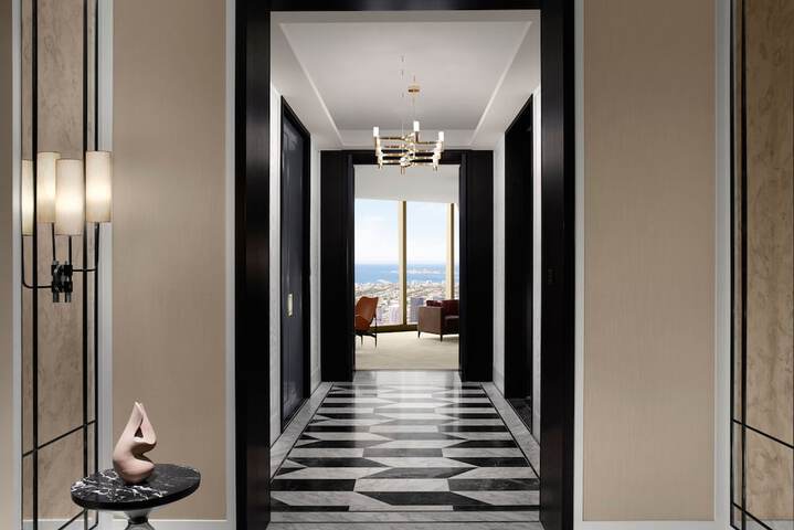 Room 20 of 107