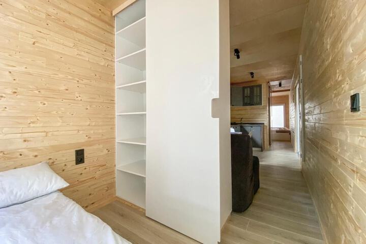 Room 21 of 51