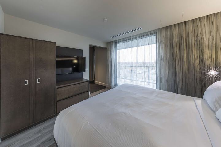 Room 46 of 104