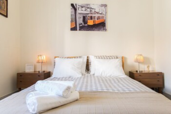 Room 21 of 64