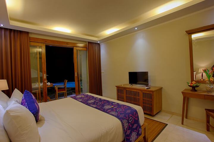 Room 6 of 111