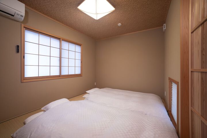 Room 19 of 54