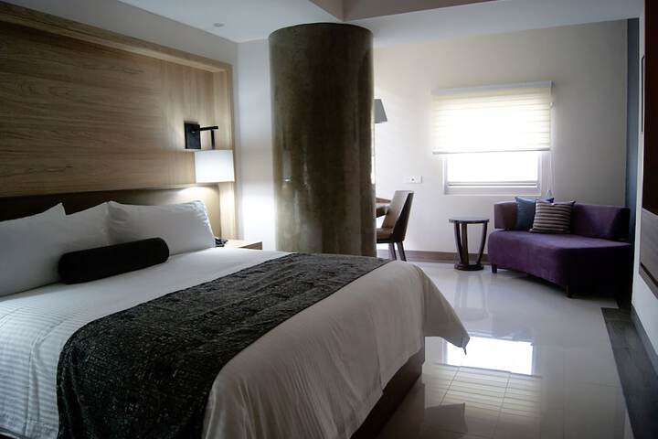 Room 14 of 79