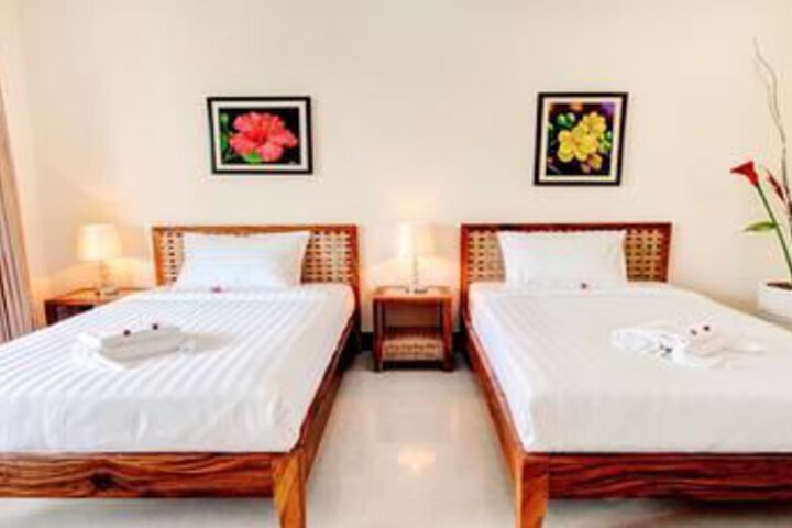 Room 25 of 60