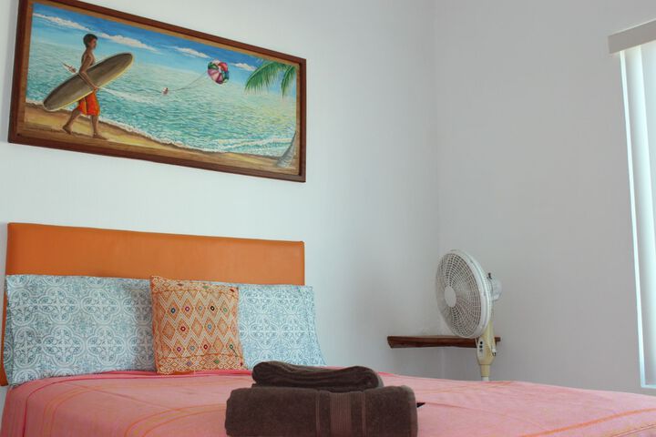 Room 11 of 36