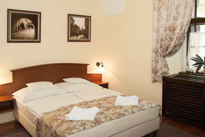 Room 19 of 67