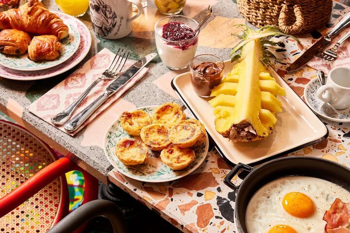 Breakfast/Coffee Service 135 of 192