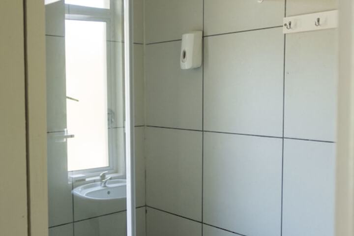 Room 18 of 29