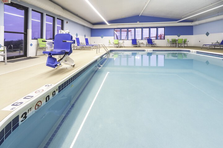 Pool 13 of 52