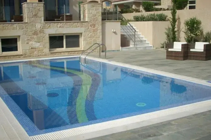 Pool 8 of 14