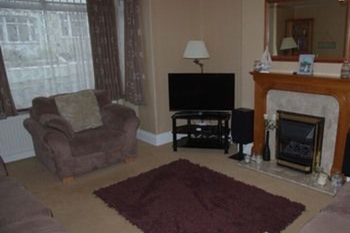 Lounge 18 of 25