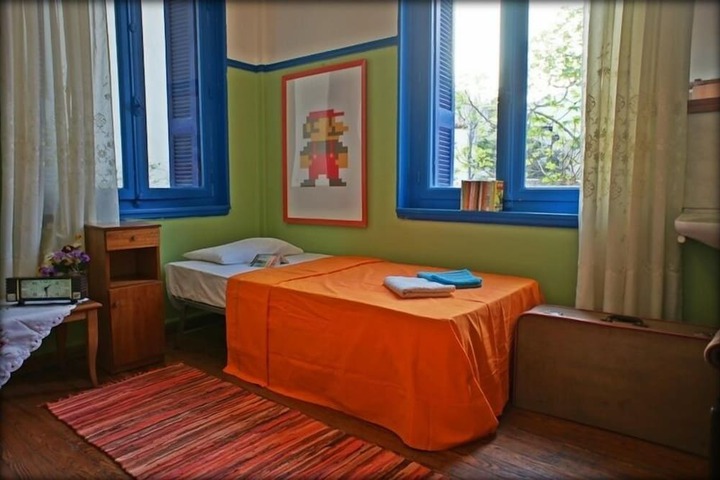 Room 10 of 39