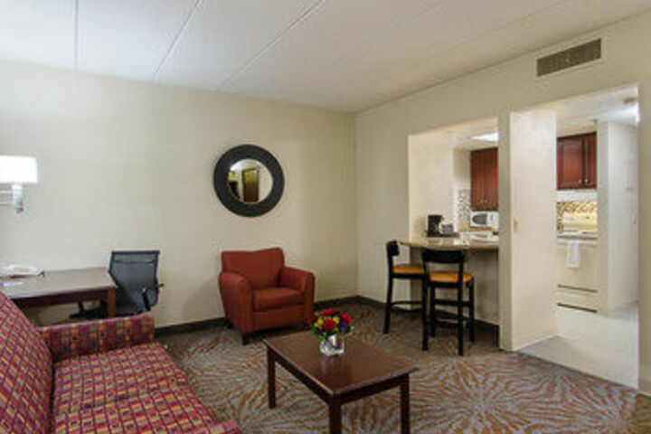 Room 21 of 28