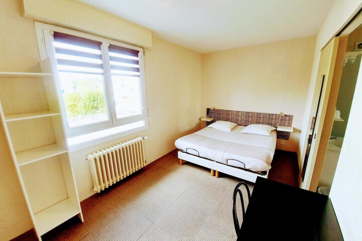 Room 16 of 58