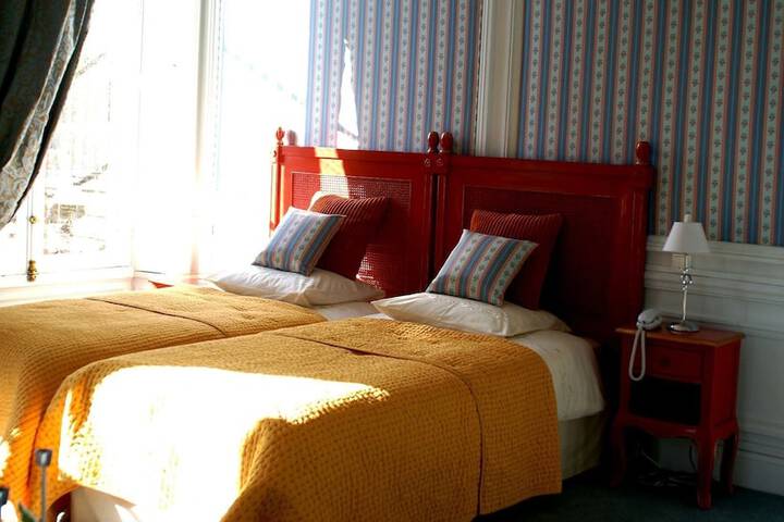 Room 13 of 68