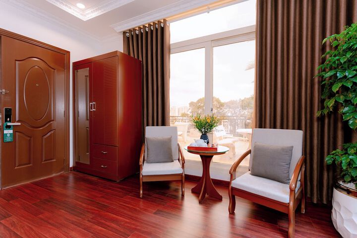 Room 53 of 125