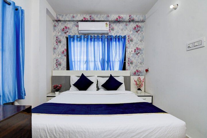 Room 18 of 33