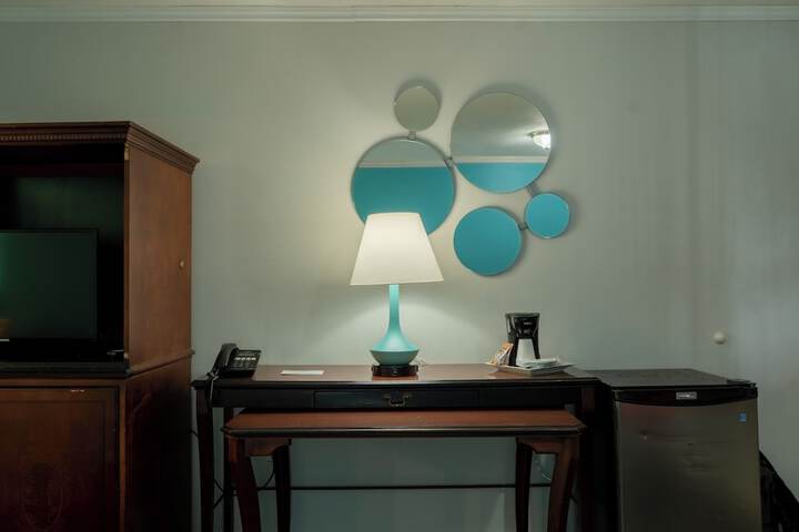Room 23 of 54