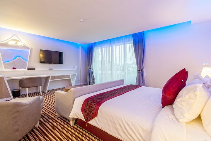 Room 10 of 60