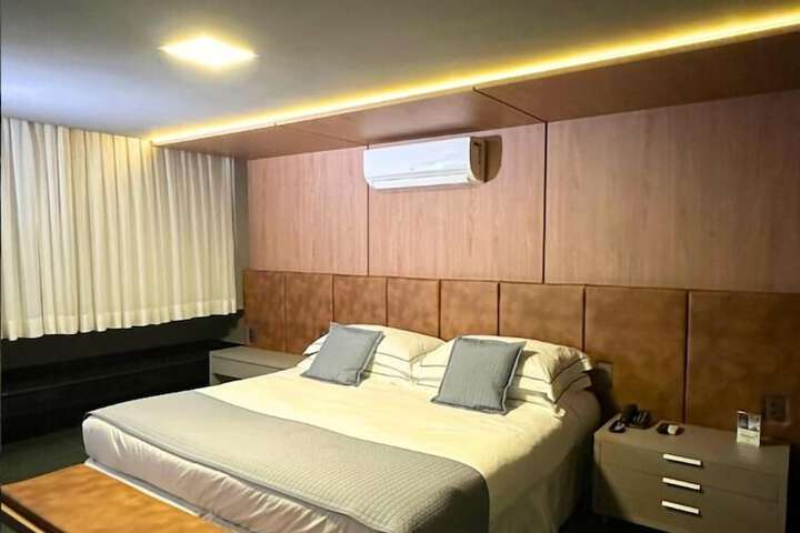Room 21 of 41