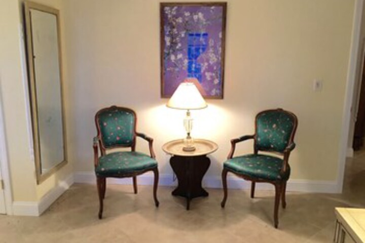 Room 30 of 59