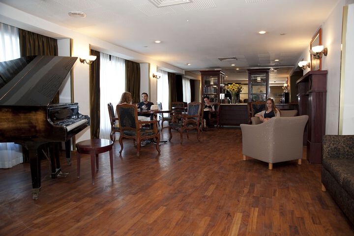 Lobby Entry