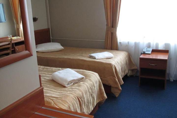 Room 12 of 60