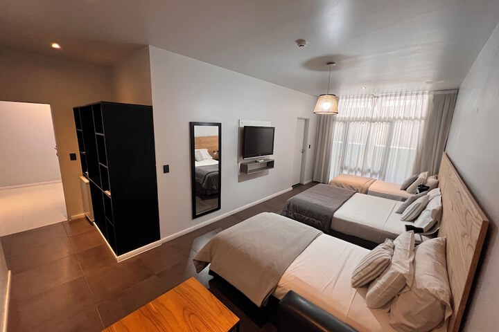 Room 21 of 57