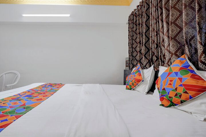 Room 12 of 29