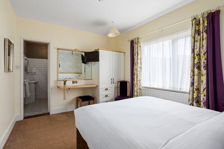 Room 9 of 44