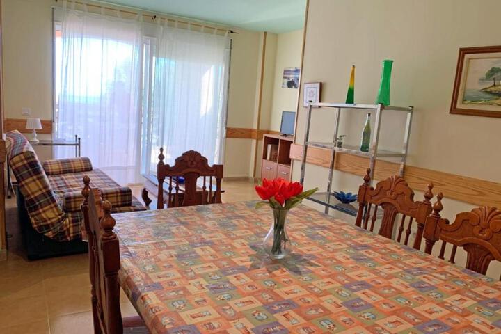 Room 5 of 16
