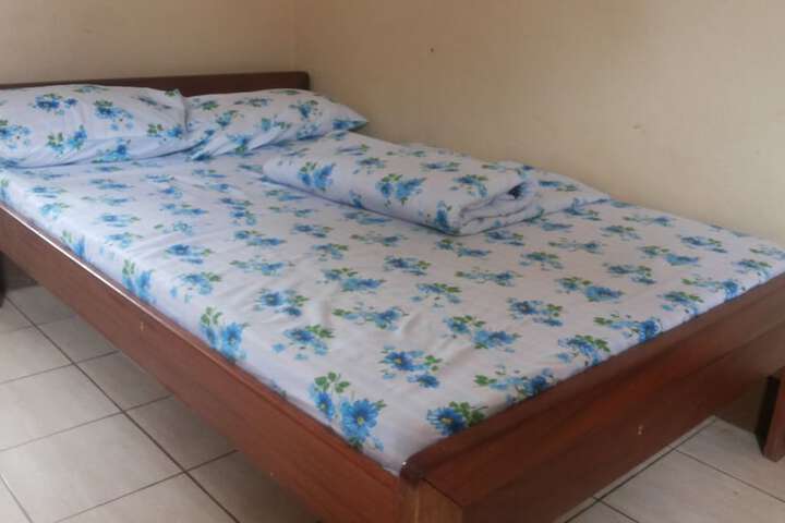 Room 5 of 19