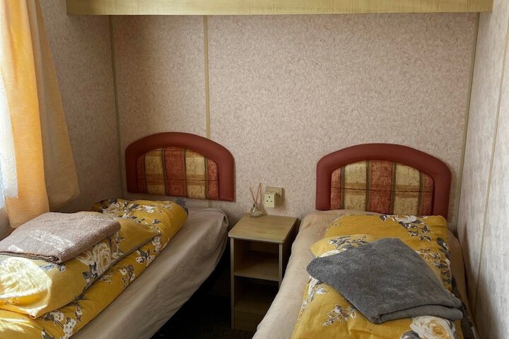 Room 4 of 23
