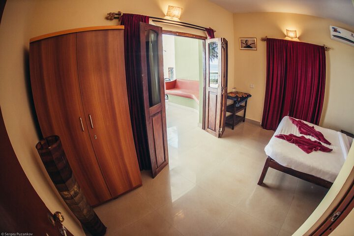 Room 22 of 26